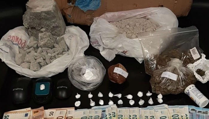 Ηράκλειο: Έκαναν χονδρεμπόριο ηρωίνης, κοκαΐνης και χασίς – Συνελήφθησαν τρία άτομα